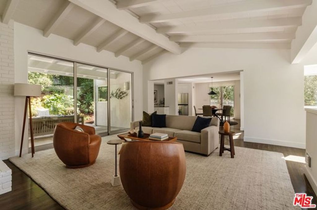 2300 Canyon Drive, Los Angeles, CA 90068