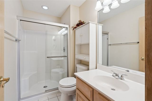 1476 Pompano Drive, Clive, IA 50325