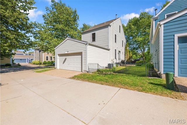 3240 S Civic Green Drive, St Charles, MO 63301