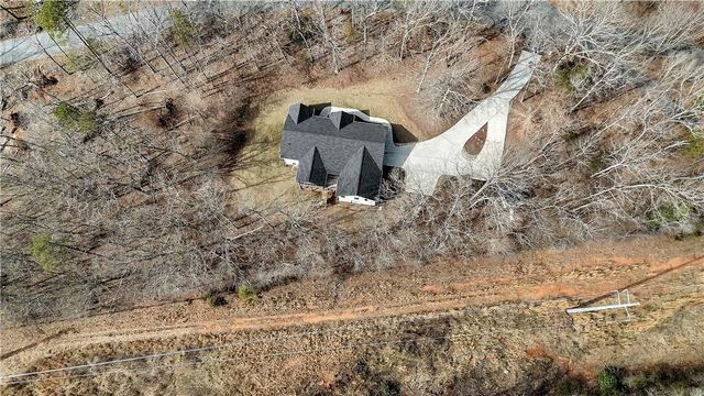 1432 Hunter's Trail, Anderson, SC 29625