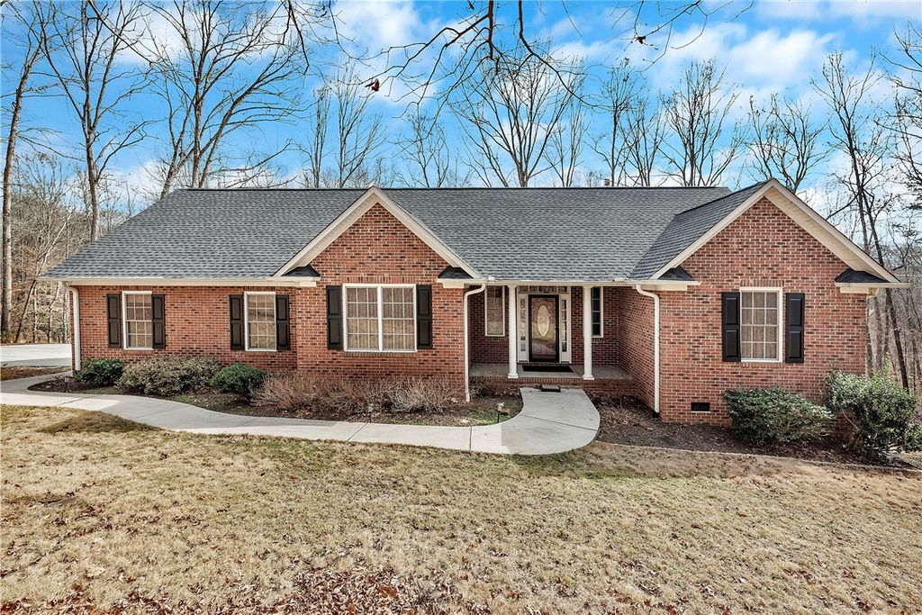 1432 Hunter's Trail, Anderson, SC 29625