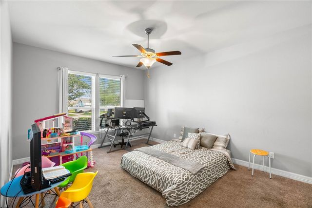 2233 Ruby Dr, Corpus Christi, TX 78414