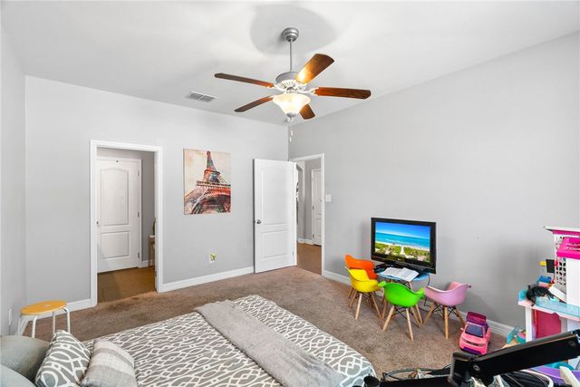 2233 Ruby Dr, Corpus Christi, TX 78414