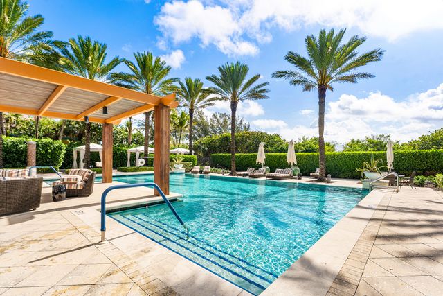 155 S OCEAN Avenue 305, Palm Beach Shores, FL 33404
