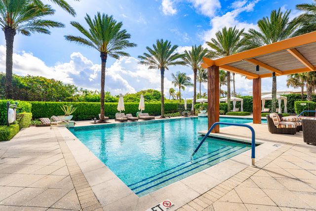 155 S OCEAN Avenue 305, Palm Beach Shores, FL 33404