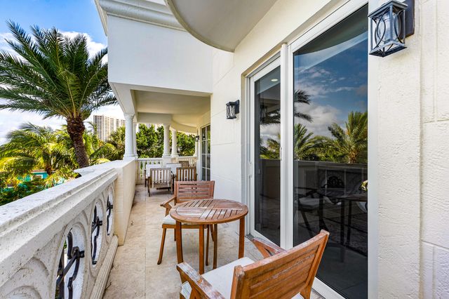 155 S OCEAN Avenue 305, Palm Beach Shores, FL 33404