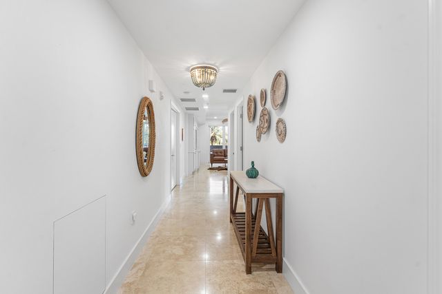 155 S OCEAN Avenue 305, Palm Beach Shores, FL 33404