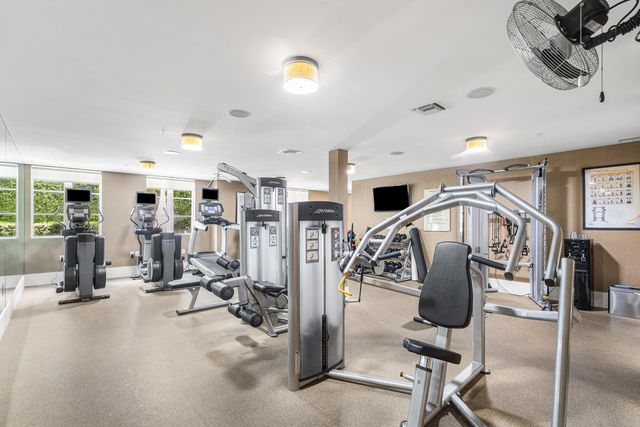 155 S OCEAN Avenue 305, Palm Beach Shores, FL 33404