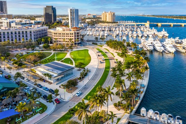 155 S OCEAN Avenue 305, Palm Beach Shores, FL 33404