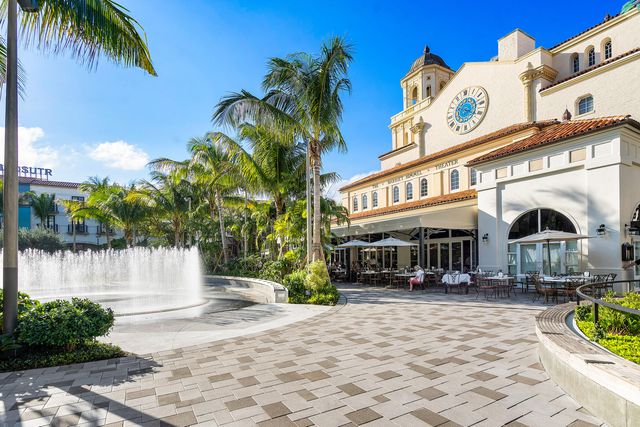 155 S OCEAN Avenue 305, Palm Beach Shores, FL 33404