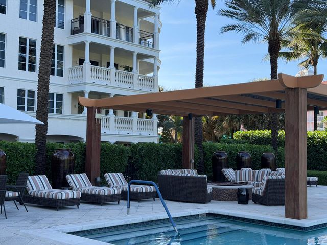 155 S OCEAN Avenue 305, Palm Beach Shores, FL 33404