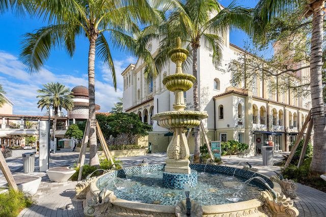 155 S OCEAN Avenue 305, Palm Beach Shores, FL 33404