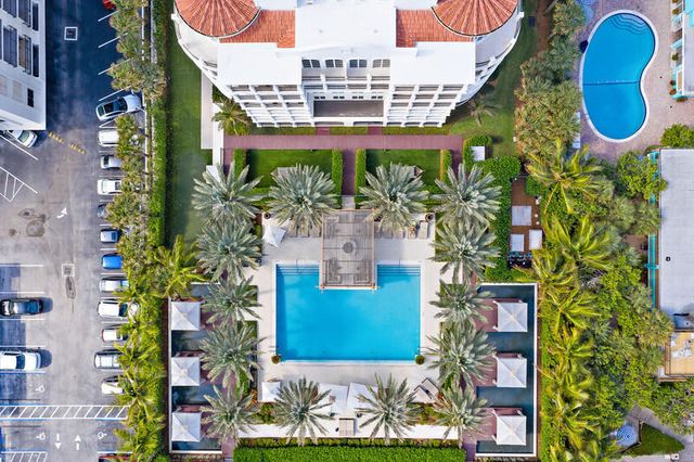 155 S OCEAN Avenue 305, Palm Beach Shores, FL 33404