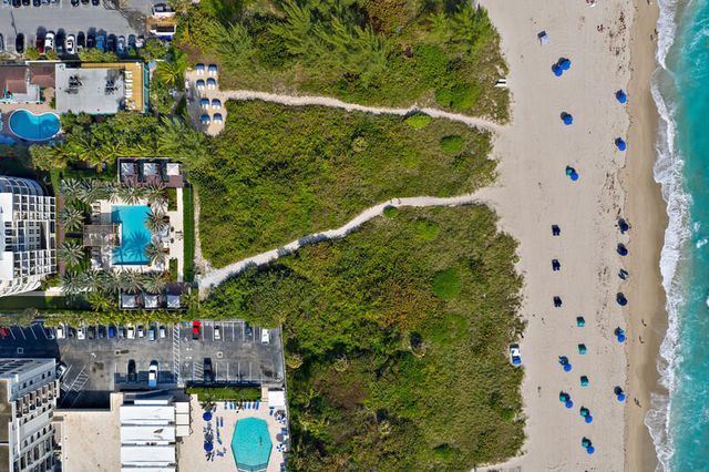 155 S OCEAN Avenue 305, Palm Beach Shores, FL 33404