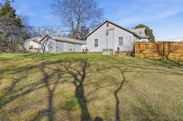 1005 Parkland Drive, Durant, OK 74701