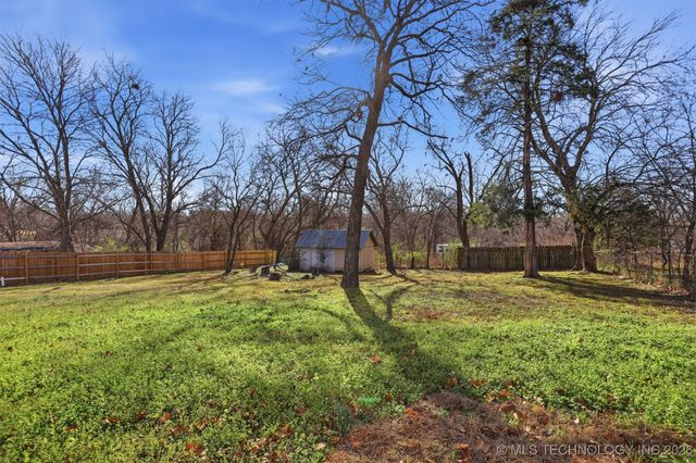 1005 Parkland Drive, Durant, OK 74701