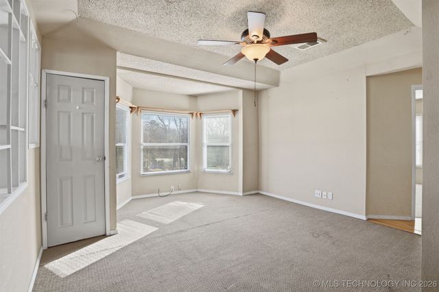 1005 Parkland Drive, Durant, OK 74701