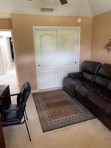 1689 E Trenton Avenue, Fresno, CA 93720