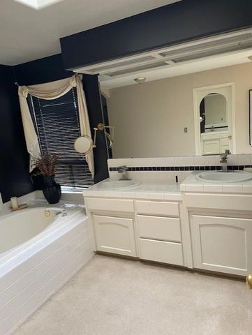 1689 E Trenton Avenue, Fresno, CA 93720