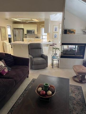 1689 E Trenton Avenue, Fresno, CA 93720