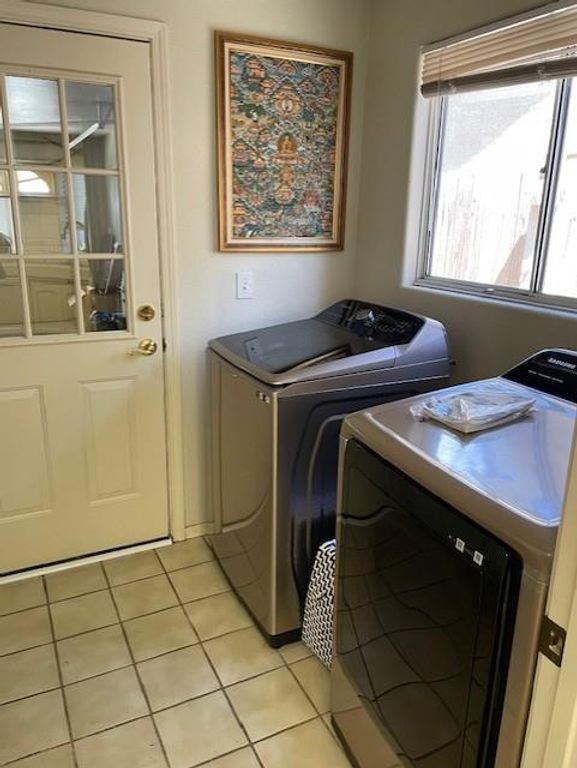 Image 17 of property listing at 1689 E Trenton Avenue, Fresno, CA 93720