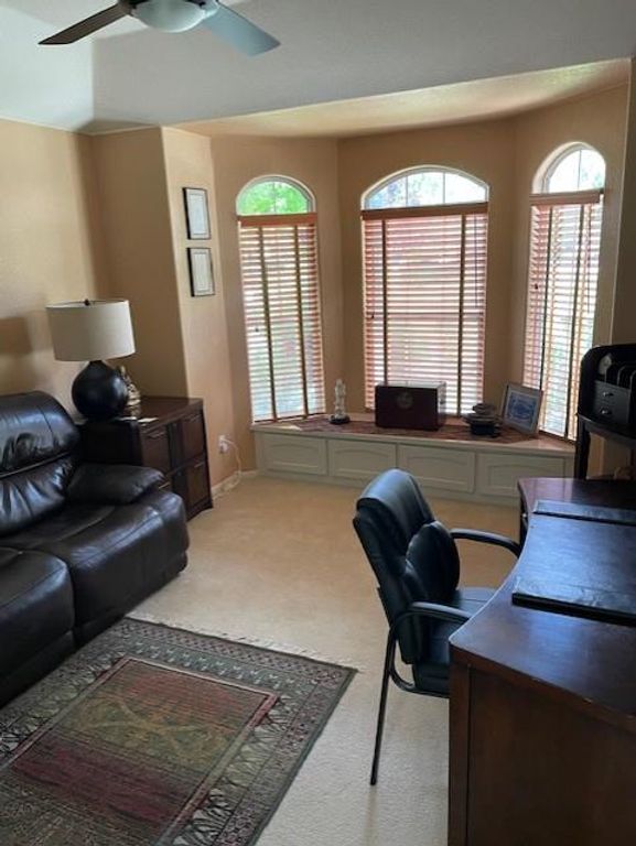 Image 24 of property listing at 1689 E Trenton Avenue, Fresno, CA 93720
