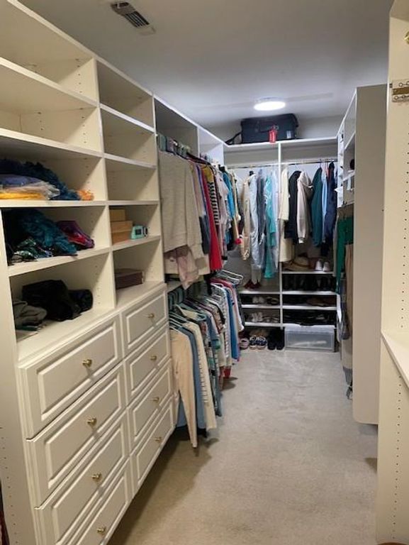 Image 31 of property listing at 1689 E Trenton Avenue, Fresno, CA 93720
