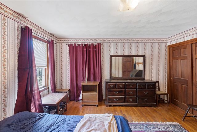 54 Narragansett Boulevard, Portsmouth, RI 02871