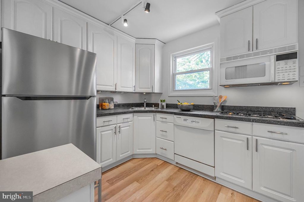 2153 CLEARVIEW AVE, ABINGTON, PA 19001 — photo 2