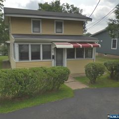72 Demarest Street, Norwood, NJ 07648