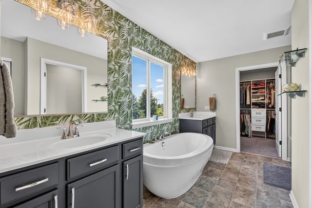 419 Zachary Drive, Hampshire, IL 60140