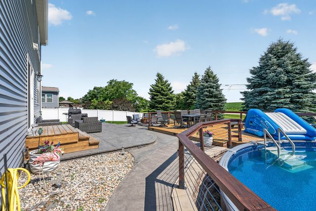 419 Zachary Drive, Hampshire, IL 60140