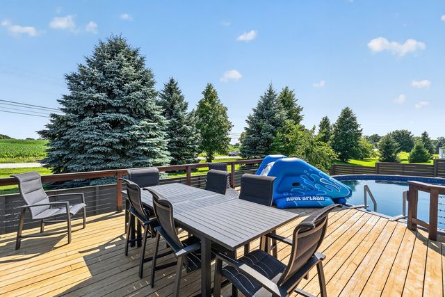 419 Zachary Drive, Hampshire, IL 60140