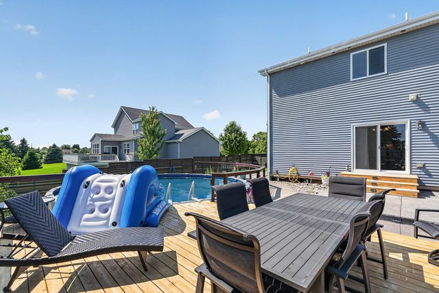 419 Zachary Drive, Hampshire, IL 60140