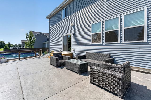 419 Zachary Drive, Hampshire, IL 60140