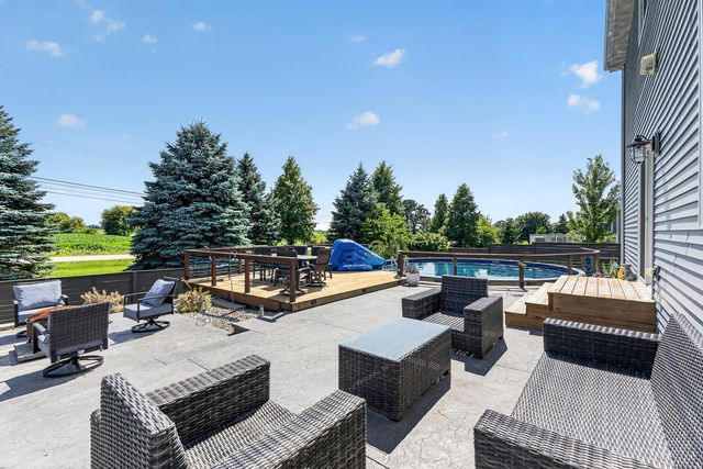 419 Zachary Drive, Hampshire, IL 60140