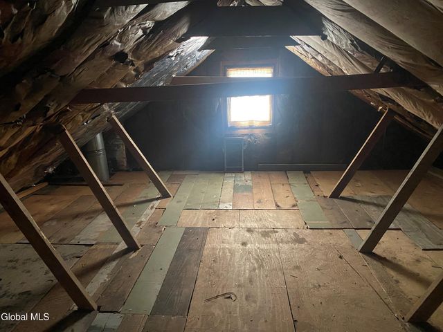 1126 Vinewood Avenue, Rotterdam, NY 12306