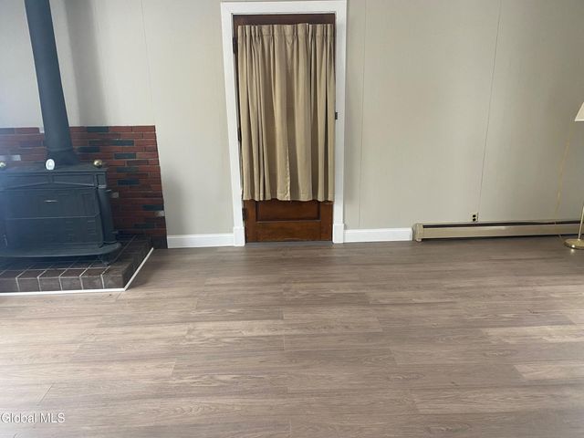 1126 Vinewood Avenue, Rotterdam, NY 12306