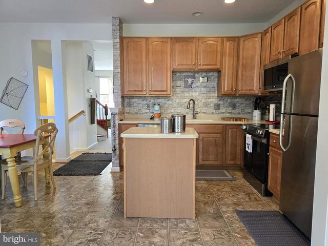 135 PITTMAN CT, Stephens City, VA 22655