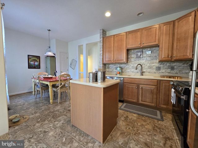 135 PITTMAN CT, Stephens City, VA 22655