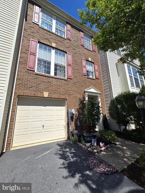 135 PITTMAN CT, Stephens City, VA 22655