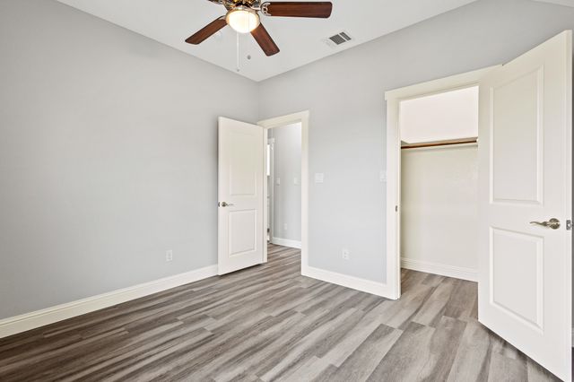 2308 Bloomfield Drive, Arlington, TX 76012