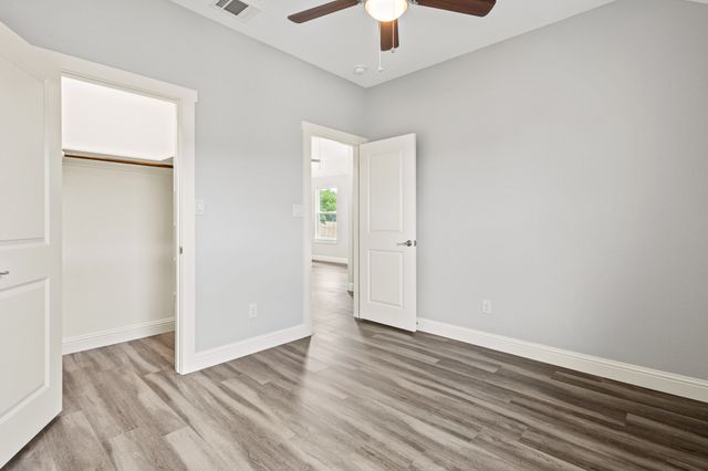 2308 Bloomfield Drive, Arlington, TX 76012