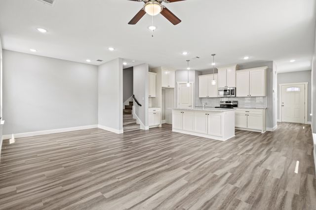2308 Bloomfield Drive, Arlington, TX 76012