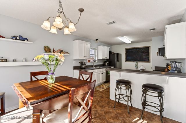 15055 Cedar Springs Drive, Biloxi, MS 39532