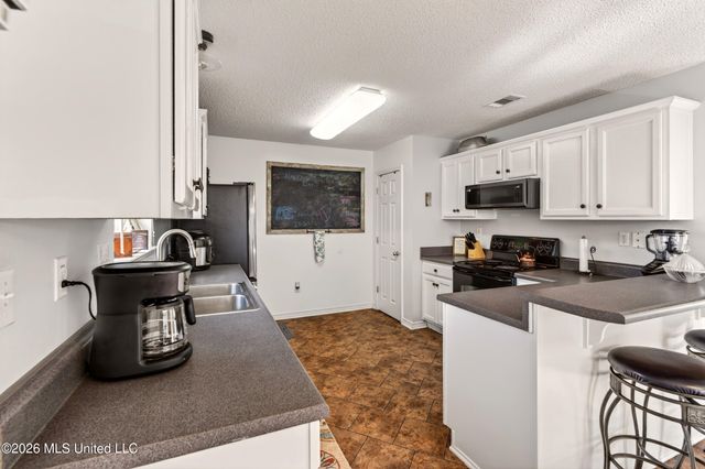 15055 Cedar Springs Drive, Biloxi, MS 39532