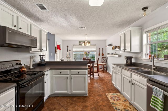 15055 Cedar Springs Drive, Biloxi, MS 39532