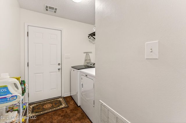 15055 Cedar Springs Drive, Biloxi, MS 39532