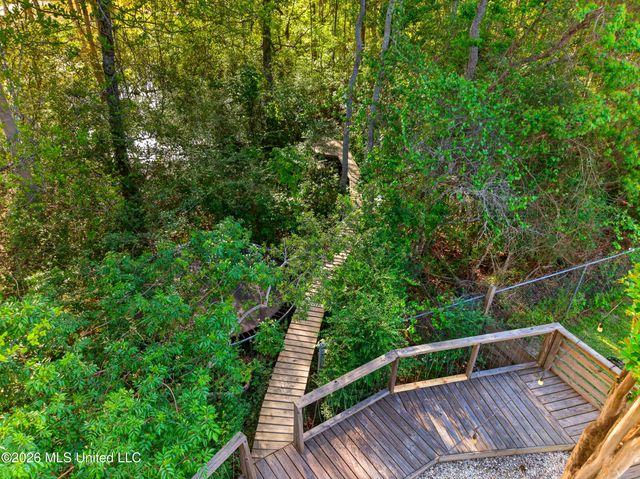 15055 Cedar Springs Drive, Biloxi, MS 39532