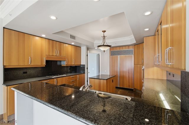 2857 Paradise Road 301, Las Vegas, NV 89109